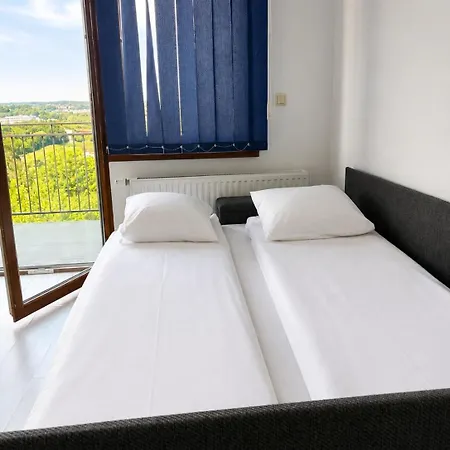 דירה Cozy With A Beautiful View - Close To Center *